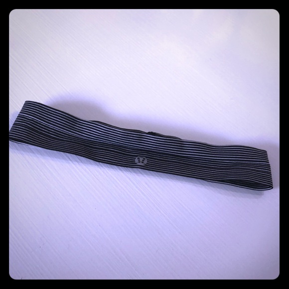 lululemon athletica Accessories - Lululemon Black and White Striped Headband EUC!